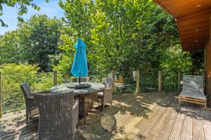 Photo 16- click for photo gallery